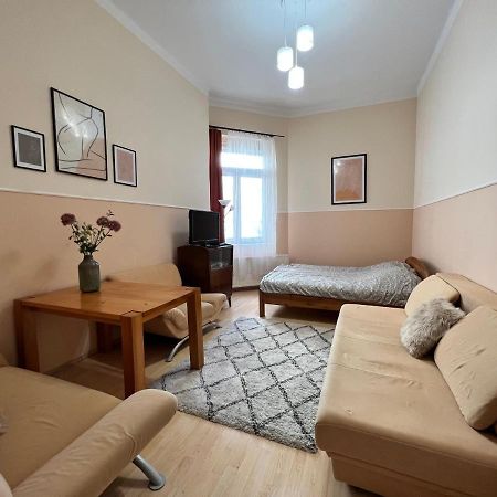 Old Town Apartment Сегед Экстерьер фото